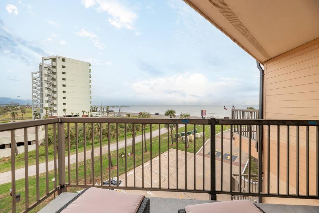 Baca Beach Escape I - 3 Pools - Pet Friendly Galveston Zewnętrze zdjęcie